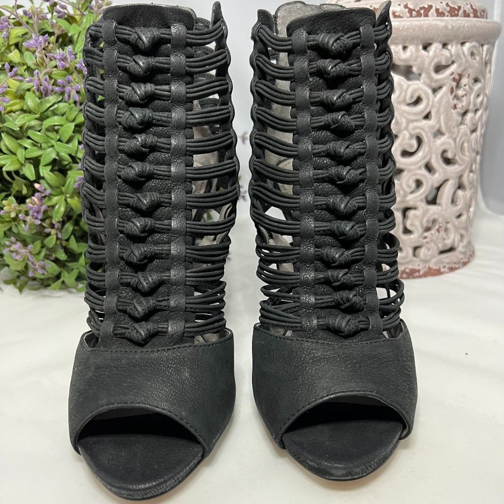 Vince Camuto Heeled Booties - NEW - Picture 3 of 9